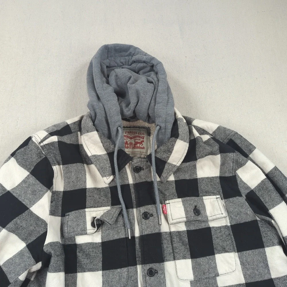 Levis will ship